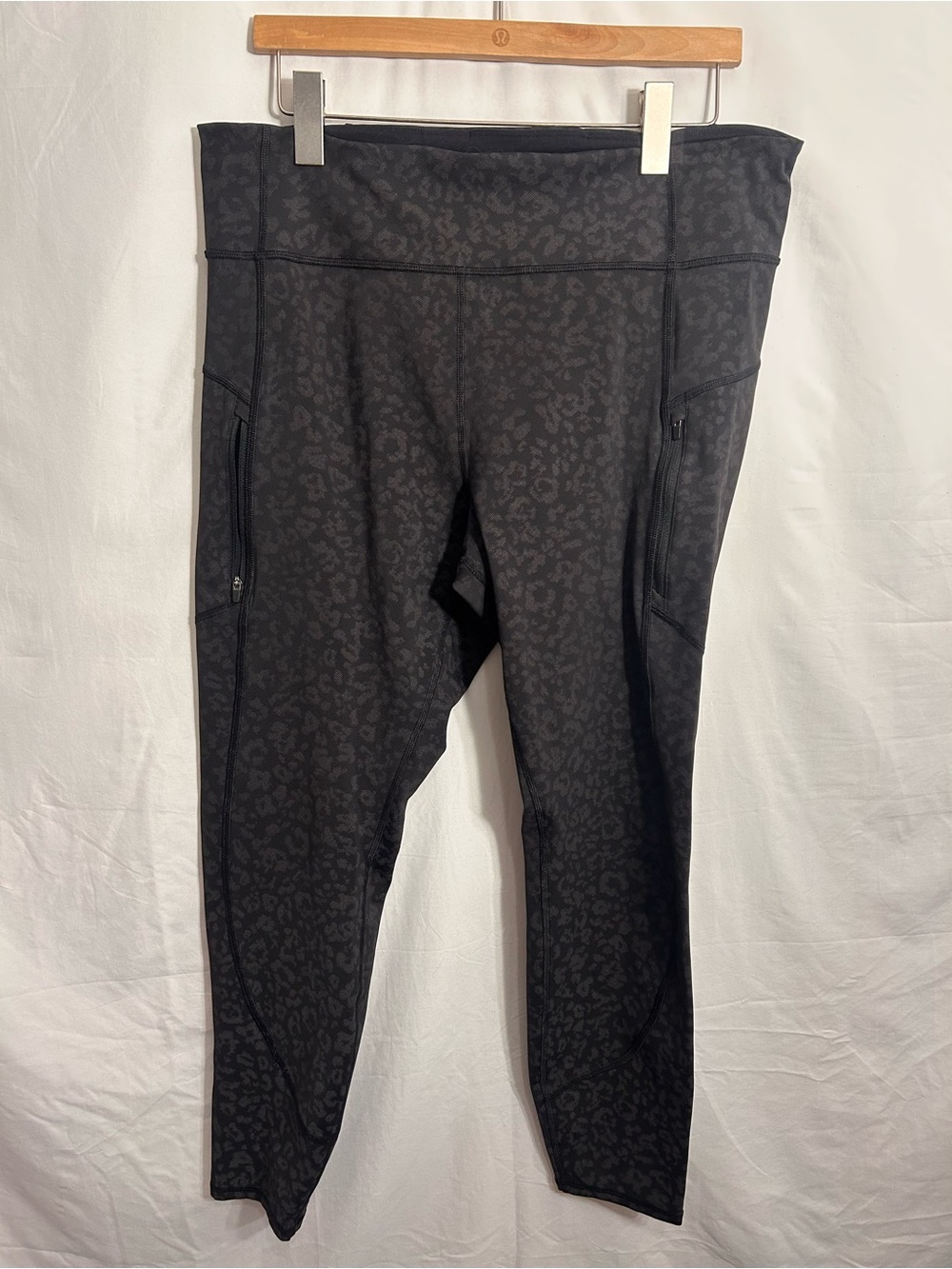 Athleta Black Subtle Leopard Print Leggings